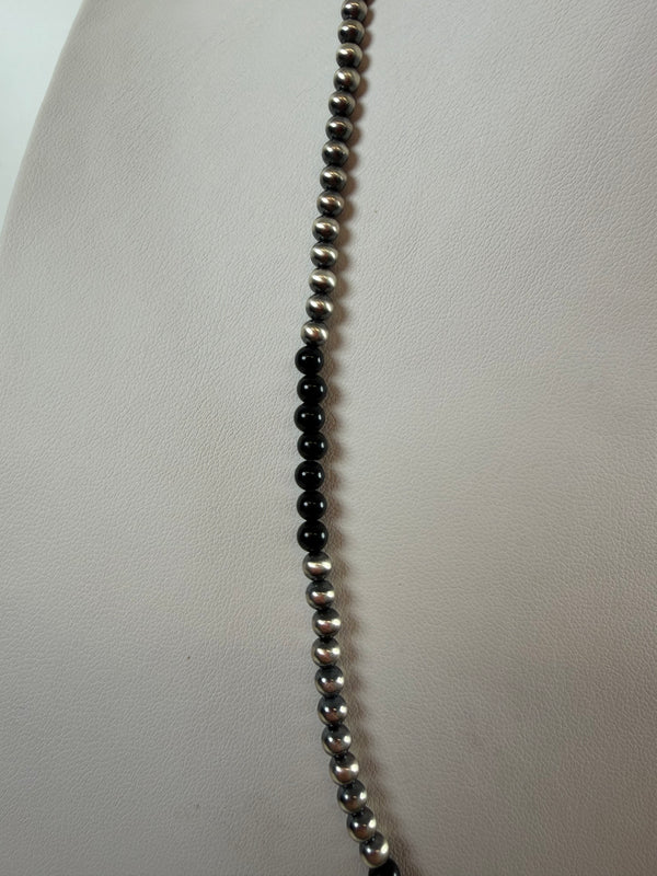 4MM BLACK ONYX AND NAVAJO PEARLS NECKLACE  18-22" (MW 393)