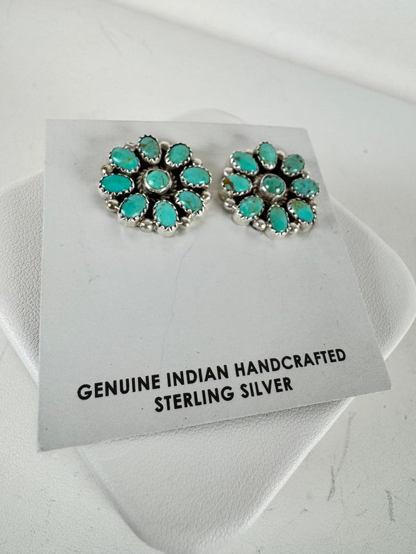 NATIVE HANDMADE KINGMAN TURQUOISE CLUSTER POST BACK EARRINGS BY SALLY YAZZIE (LB 2)