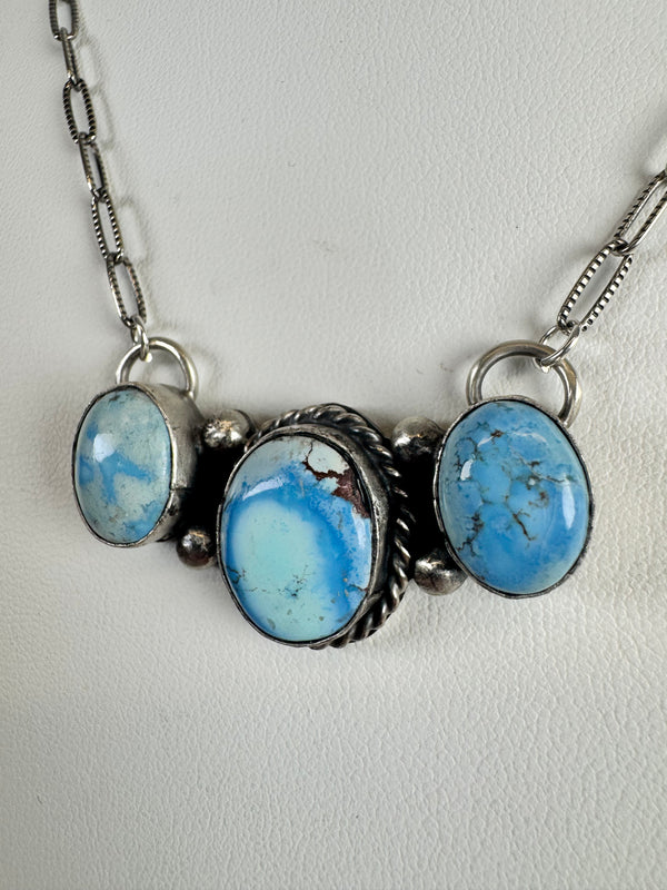 NATIVE HANDMADE GOLDEN HILLS TURQUOISE CLUSTER ADJUSTABLE NECKLACE BY PHILBERT NEZ  (CO 53)