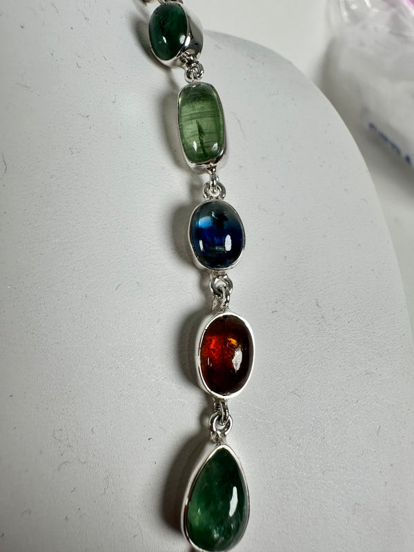 MULTI-CUT MULTICOLOR KYANITE ADJUSTABLE TOGGLE NECKLACE (23") (MW35)