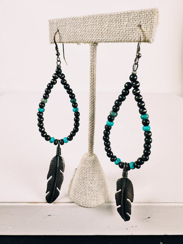 NAVAJO PEARLS & MINE 8 TURQUOISE FEATHER EARRINGS (EL 4)