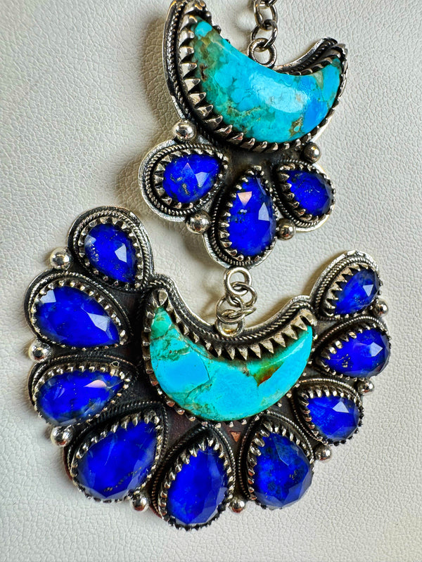 KINGMAN TURQUOISE & FACETED LAPIS LAZULI CRESCENT MOON HESPERA LARIAT (PW 7)
