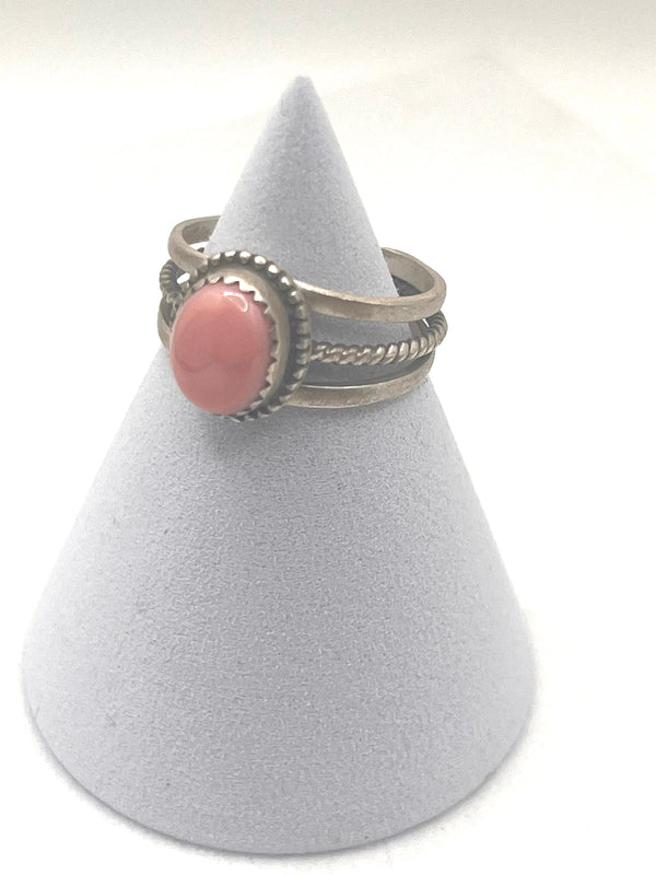 STERLING SILVER PINK CONCH TWISTED ROPE ADJUSTABLE RING (LR 7)