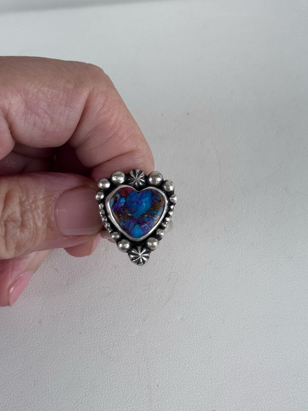 NATIVE HANDMADE PURPLE DAHLIA HEART RING SIZE 6 BY JASON OGG (RB 77)