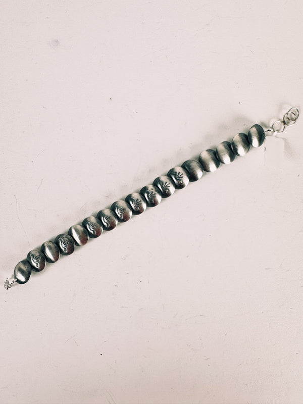 (DOUBLE DEAL) NATIVE HANDMADE PEARLS BRACELET 7-8" BY J.D.