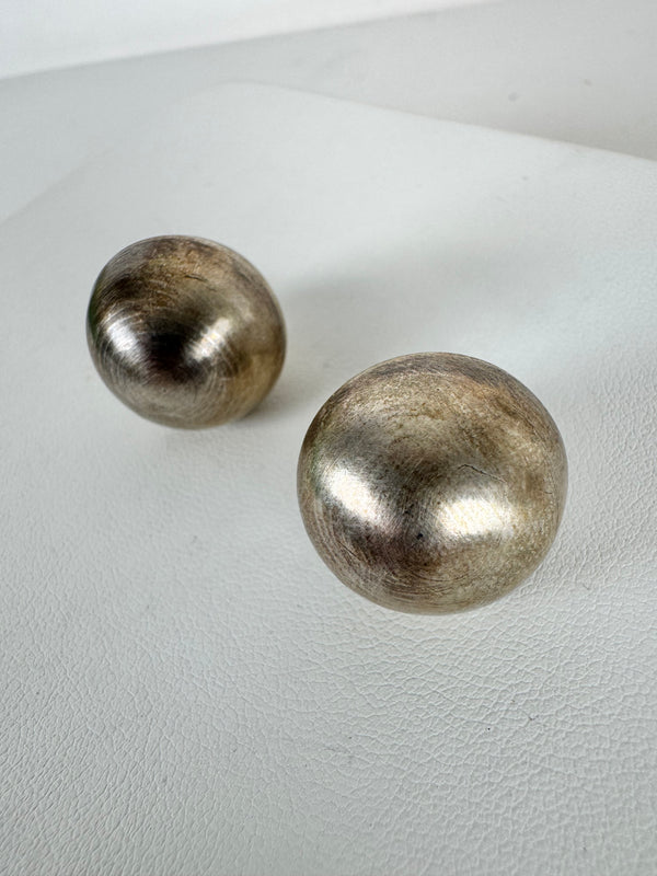 LARGE SAUCER PEARLS POST BACK EARRINGS (LN 5)