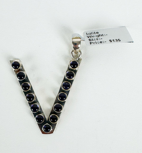 LETTER "V"