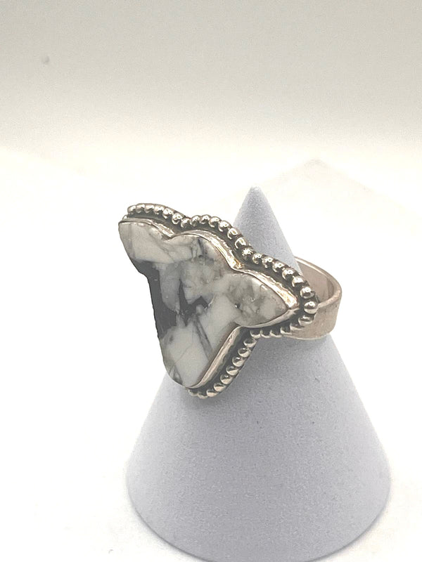 WHITE BUFFALO TURQUOISE & STERLING SILVER MOO MOO ADJUSTABLE RING (LR 5)