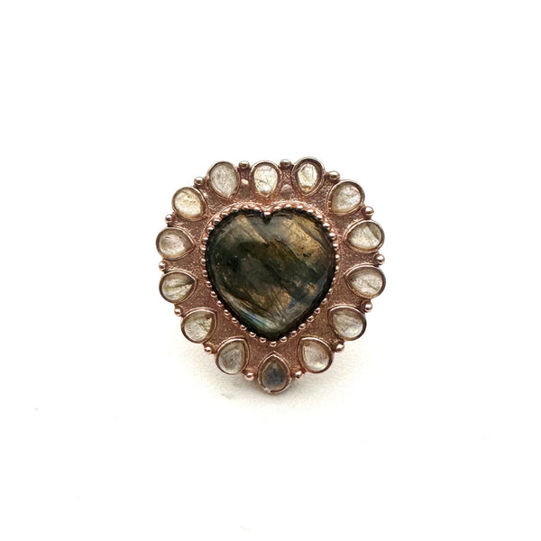 (MARKDOWN ALERT‼️) GRADE A LAB QUEEN'S HEART RING IN ROSE GOLD ADJUSTABLE (DF 13)