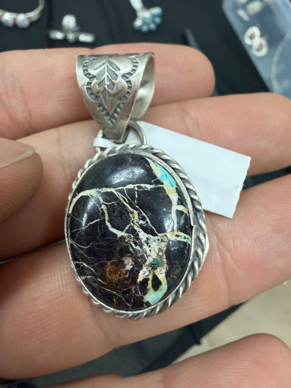 21 // BLACKJACK TURQUOISE GILBERT NEZ PENDANTS