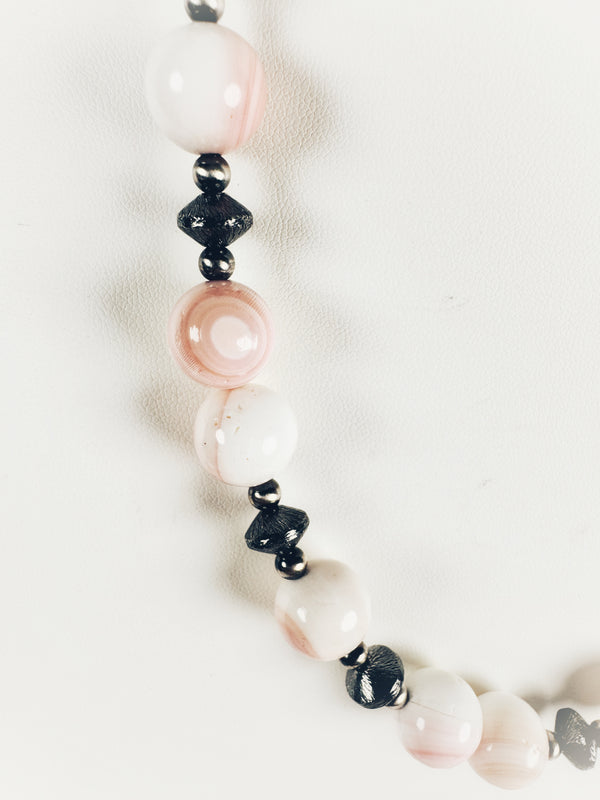 PINK CONCH & SAUCER PEARLS NECKLACE 20" (RB 56)
