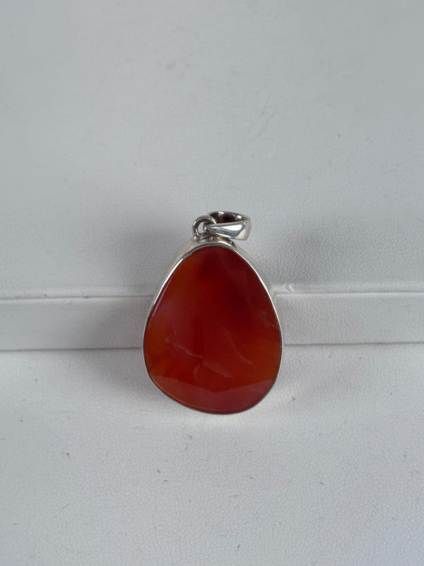 CARNELIAN AGATE DROP PENDANT 2"  (MW 291)