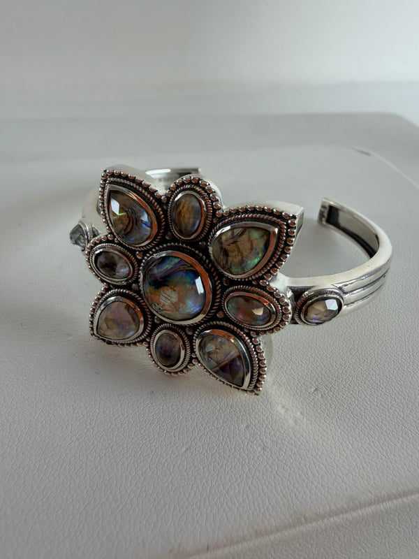 FACETED ABALONE SHELL CLUSTER STERLING SILVER HESPERA CUFF (JR 67)