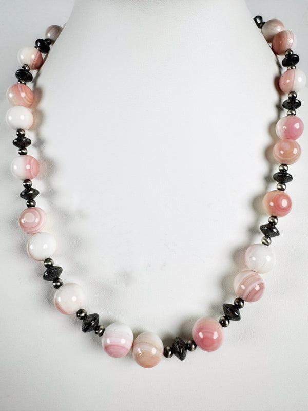PINK CONCH & SAUCER PEARLS NECKLACE 20" (RB 56)