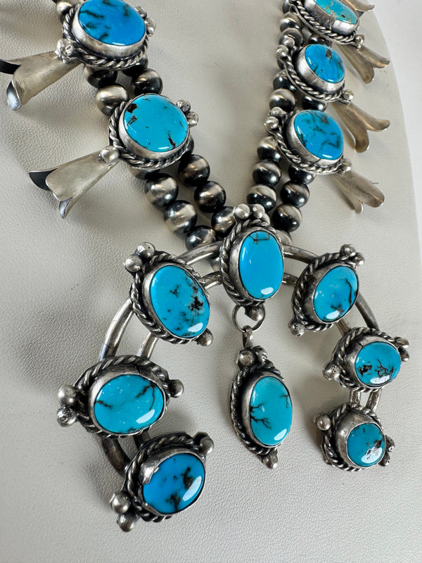 RARE NATIVE HANDMADE GILBERT NEZ KINGMAN TURQUOISE SQUASH BLOSSOM 26" (LB 1)