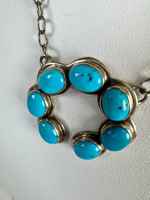 HESPERA BABY SQUASHIE IN KINGMAN TURQUOISE ADJUSTABLE NECKLACE (AH 12)