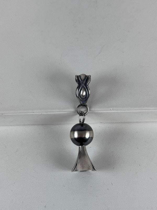 NATIVE HANDMADE STATEMENT BLOSSOM PENDANT (CO 31)