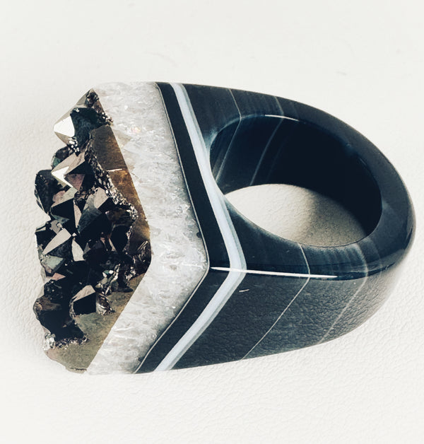 BLACK AGATE & HEMATITE GEMFIRE RING SIZE 8 (MW144)