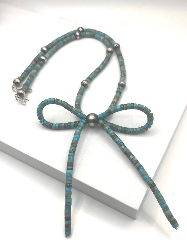 KINGMAN TURQUOISE & NAVAJO PEARLS BOW NECKLACE 18" (LR 2)