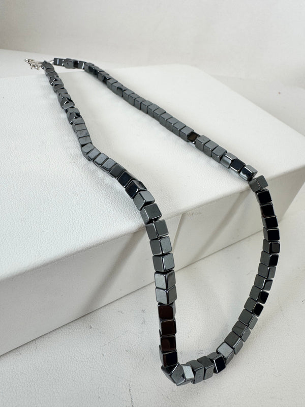 FACETED HEMATITE NECKLACE 16" (DC 3)
