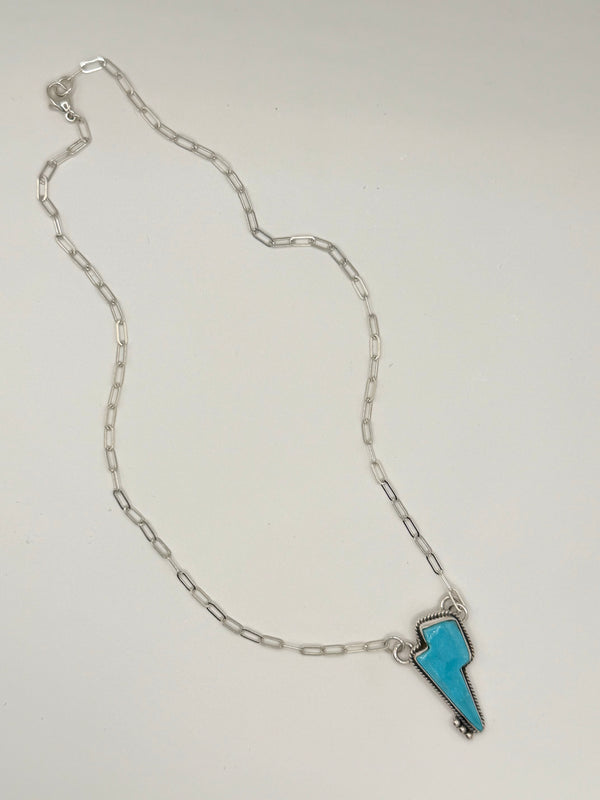 NATIVE HANDMADE KINGMAN TURQUOISE LIGHTNING BOLT PAPERCLIP NECKLACE BY TONY YAZZIE (ADJUSTABLE TO 18") (JR 79)